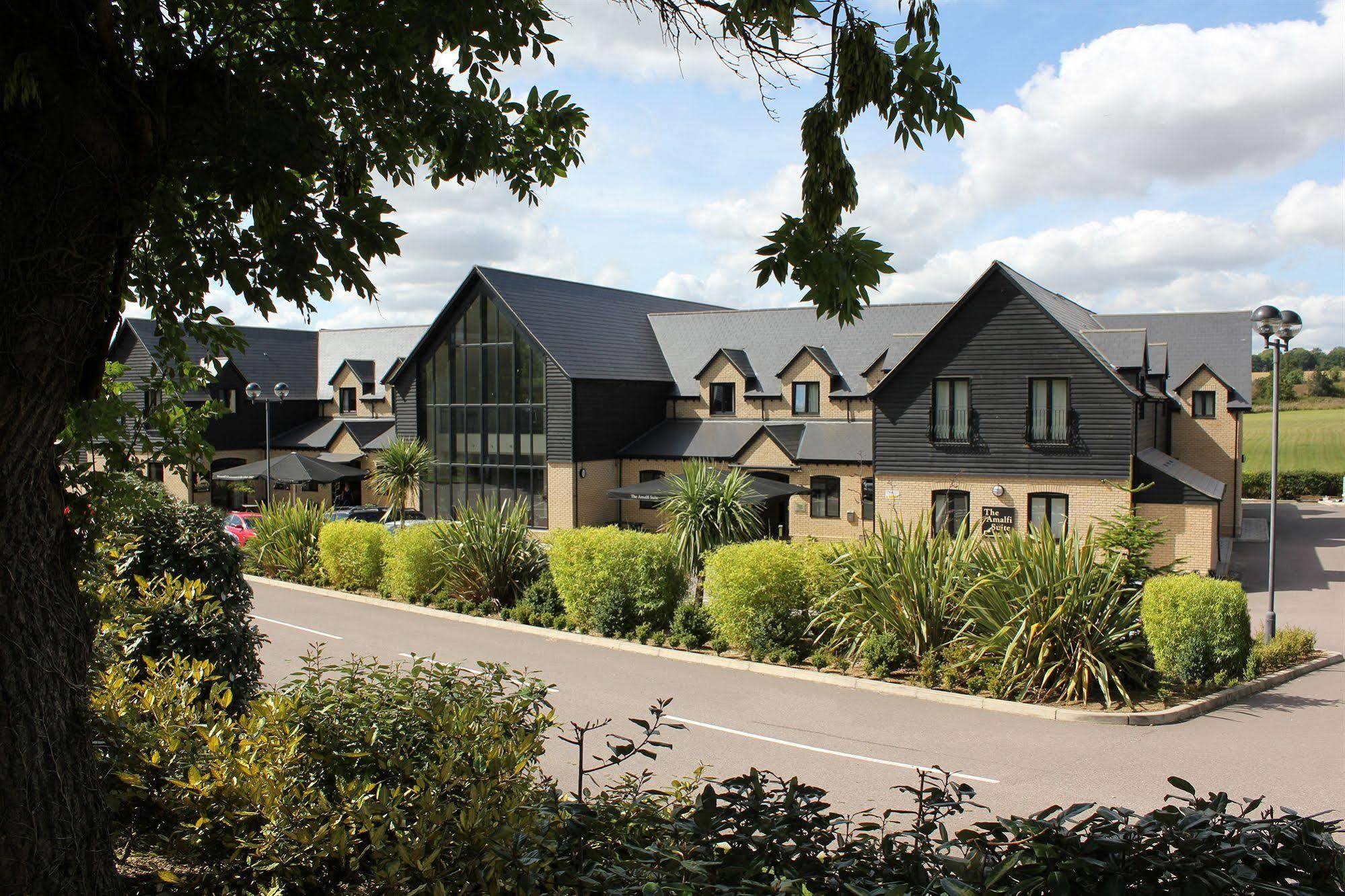 The Sharnbrook Hotel Exterior foto